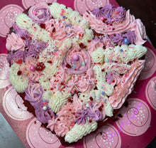 Load image into Gallery viewer, Cupid’s cake