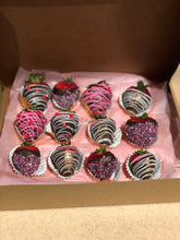 Load image into Gallery viewer, Chocolate covered strawberries
